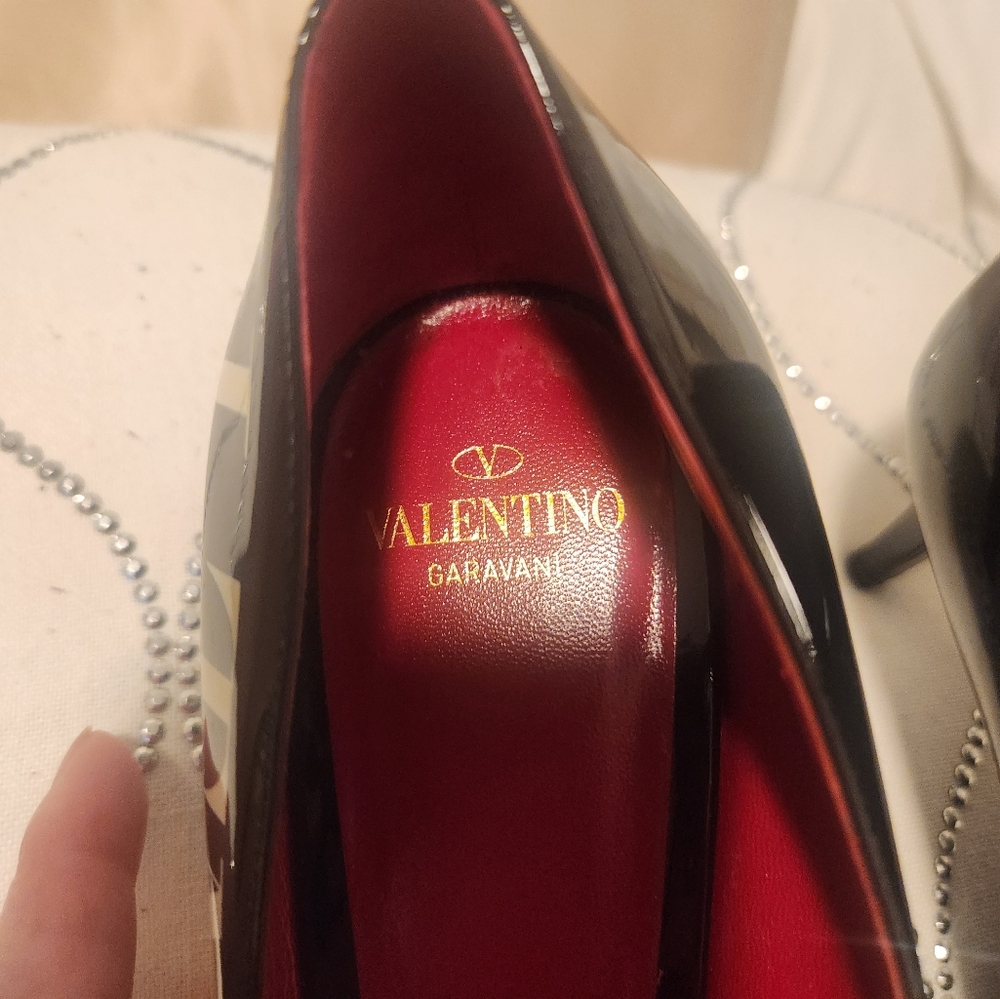 Valentino garavani heels - Picture 3 of 5